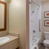 Отель Comfort Inn & Suites Ventura Beach, фото 23