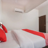 Отель OYO 35787 Hotel Lotus, фото 12