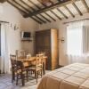 Отель Agriturismo Le Due Torri - Ponte Pazienza, фото 9