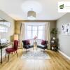 Отель 3 Bedroom House By Passionfruitproperties Near Coventry & Warwickshire Hospital With Free Wi-fi, dri, фото 2