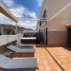 Отель Spacious Apartment With Jacuzzi and Pool Access, фото 41
