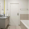 Отель Easy Stay - The Median, фото 9
