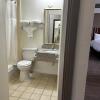 Отель Econo Lodge Inn & Suites, фото 10