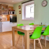 Отель Colourful And Spacious 2 Bedroom Leith Home, фото 7