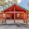 Отель Lincoln Log Cabin - Three Bedroom Cabin with Hot Tub, фото 14