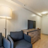 Отель Newly Renovated Studio Two Blocks From the Beach, фото 23