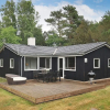 Отель 6 Person Holiday Home in Hals, фото 11