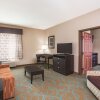 Отель La Quinta Inn & Suites by Wyndham Kingsland/Kings Bay, фото 6