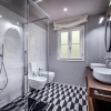 Отель Hs4U Ricasoli Luxury apartment near Duomo N. 3, фото 19