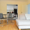 Отель Spacious 1 Bedroom Flat Minutes From Oval, фото 4