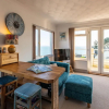 Отель Seaside Escape at Looe Apartment, фото 16
