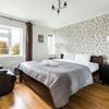 Отель Bright and Comfortable 2 Bedroom Flat Oakwood, фото 2