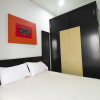 Отель RedDoorz @ Tebet Barat, фото 2