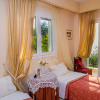 Отель Verga Majestic Sunsets - Villa Close to the Beach, фото 28