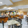Отель Comfort Suites Airport, фото 19
