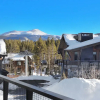 Отель Wintours Leap 4 Bedroom Townhouse by RedAwning, фото 20