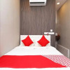 Отель OYO Flagship 28085 99 Kombo Stay, фото 8