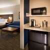 Отель Holiday Inn Express & Suites Seattle South - Tukwila, an IHG Hotel, фото 7
