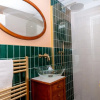 Отель Eclectic 1 Bedroom Apartment in Edinburgh, New Town, фото 7