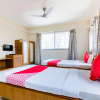 Отель OYO Flagship 8252 Aayush Corporate Stays, фото 4