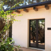 Отель Araja Villa & Suite by Geocharme, фото 1