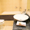 Отель Stunning Beach front 1 bedroom at the palm, фото 5