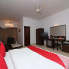 Отель OYO 14837 Hotel Uberoi Anand, фото 11