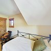 Отель New Listing! Modern Mountain W/ Hot Tub 4 Bedroom Cottage, фото 6