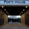 Отель Poets House в Илае