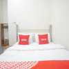 Отель OYO 93987 Suropati 2 Guest House, фото 6