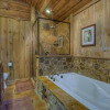 Отель Rock N' River by Escape to Blue Ridge, фото 18
