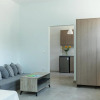 Отель Local Hostel & Suites, фото 15