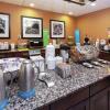 Отель Hampton Inn & Suites Austin-Airport, фото 28