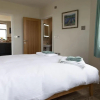 Отель The Hexagon, wow what a location, views over the Essex marshes and sea, фото 3