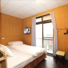 Отель Zhongshan Hostel, фото 3
