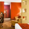 Отель Comfort Suites Gallup East Route 66 and I-40, фото 3