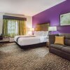 Отель La Quinta Inn & Suites by Wyndham Elkhart в Элкхарт