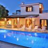 Отель 3 bedroom Villa Pera 12 with 10x5m private pool, within walking distance to resort village square, r в Куклии