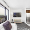 Отель Luxurious One-bedroom With in Suite Laundry and Parking, фото 6