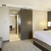 Отель Embassy Suites by Hilton Atlanta Galleria, фото 5