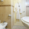 Отель Comfortable 2-bedroom apartment near the beach, фото 8