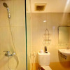 Отель Comfy Studio Apartment at Tamansari La Grande with City View, фото 4