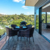 Отель Luna Cottage - Ocean Views on Waiheke, фото 6