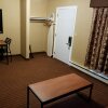 Отель All Seasons Inn and Suites, фото 6