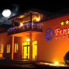 Отель FENIX - Hotel i Restauracja, фото 1