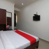 Отель OYO 28053 Hotel Gayatri Palace, фото 35