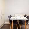 Отель Clifton Spacious 3 Bed Apt & Parking-Simply Check In, фото 16