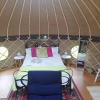 Отель Looe Yurts, фото 8