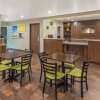 Отель Days Inn & Suites by Wyndham East Flagstaff, фото 10