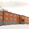 Отель Gjestehuset 102 - Hostel в Лонгиире